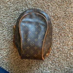 100% Authentic Louis Vuitton vintage ellipse backpack